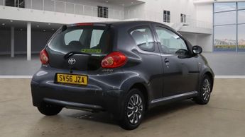 Toyota Aygo VVT-I PLUS 3-Door
