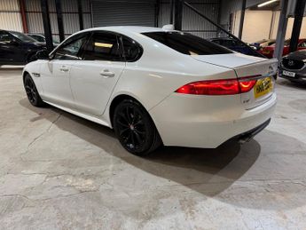 Jaguar XF 2.0d R-Sport Saloon 4dr Diesel Auto Euro 6 (s/s) (180 ps)