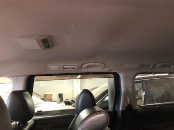 Nissan El Grand 2.5 highway star