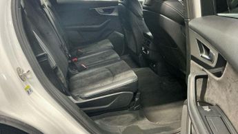 Audi Q7 3.0 TDI V6 S line Tiptronic quattro Euro 6 (s/s) 5dr
