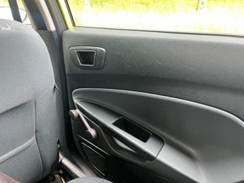 Ford Fiesta ZETEC 5-Door