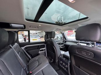 Land Rover Defender 110 2.0 SD4 First Edition SUV 5dr Diesel Auto 4WD Euro 6 (s/s) (240 