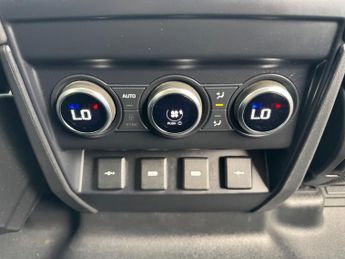 Land Rover Defender 110 2.0 SD4 First Edition SUV 5dr Diesel Auto 4WD Euro 6 (s/s) (240 