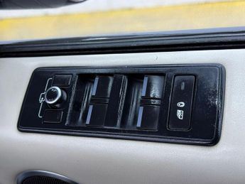 Land Rover Range Rover Sport 3.0 SD V6 Autobiography Dynamic Auto 4WD Euro 6 (s/s) 5dr