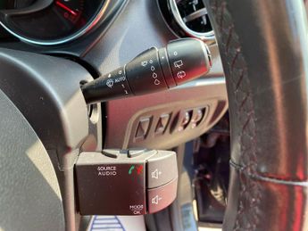 Renault Captur 1.2 TCe ENERGY Dynamique Nav Auto Euro 6 (s/s) 5dr