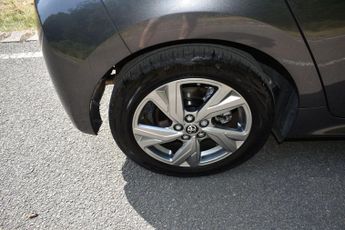 Toyota Yaris 1.5 VVT-h Icon E-CVT Euro 6 (s/s) 5dr
