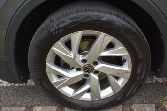 Volkswagen Tiguan 1.5 TSI Life DSG Euro 6 (s/s) 5dr