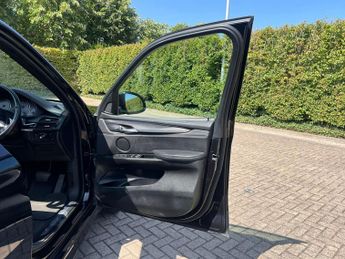 BMW X5 XDRIVE40D M SPORT 5-Door