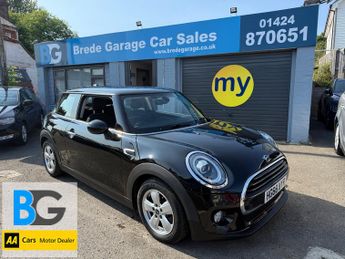 MINI Hatch 1.5 Cooper Classic Hatchback 3dr Petrol Manual Euro 6 (s/s) (136