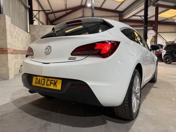 Vauxhall Astra 2.0 CDTi SRi Coupe 3dr Diesel Manual Euro 5 (s/s) (165 ps)