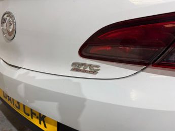 Vauxhall Astra 2.0 CDTi SRi Coupe 3dr Diesel Manual Euro 5 (s/s) (165 ps)