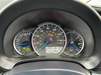 Toyota Yaris T4 HYBRID  5-Door
