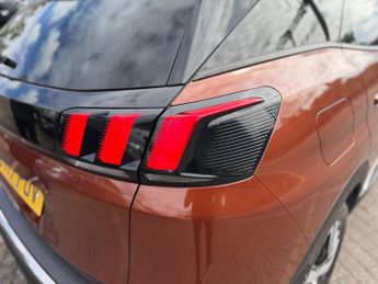 Peugeot 3008 1.6 BlueHDi Allure SUV 5dr Diesel EAT Euro 6 (s/s) (120 ps)