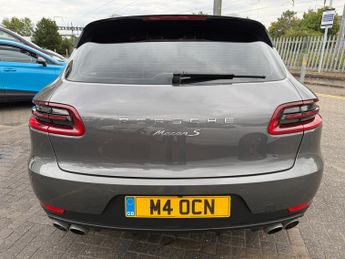 Porsche Macan 3.0 TD V6 S SUV 5dr Diesel PDK 4WD Euro 6 (s/s) (258 ps)