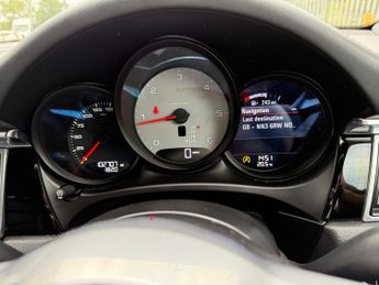 Porsche Macan 3.0 TD V6 S SUV 5dr Diesel PDK 4WD Euro 6 (s/s) (258 ps)