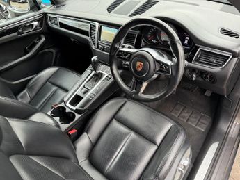 Porsche Macan 3.0 TD V6 S SUV 5dr Diesel PDK 4WD Euro 6 (s/s) (258 ps)