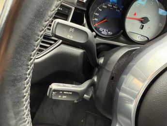 Porsche Macan 3.0 TD V6 S SUV 5dr Diesel PDK 4WD Euro 6 (s/s) (258 ps)