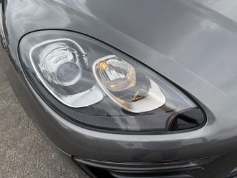 Porsche Macan 3.0 TD V6 S SUV 5dr Diesel PDK 4WD Euro 6 (s/s) (258 ps)