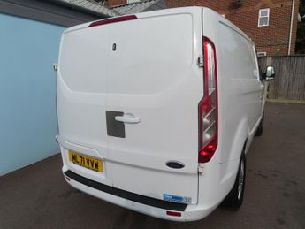 Ford Transit Custom 300 LIMITED 2.0 ECOBLUE 130 AUTOMATIC AIR CON CRUISE F+R SENSORS