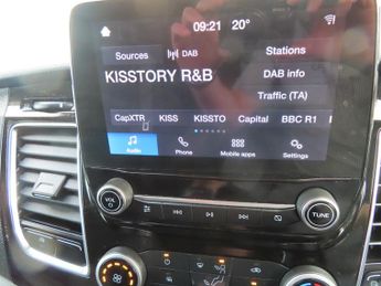 Ford Transit Custom 300 LIMITED 2.0 ECOBLUE 130 AUTOMATIC AIR CON CRUISE F+R SENSORS