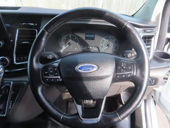 Ford Transit Custom 300 LIMITED 2.0 ECOBLUE 130 AUTOMATIC AIR CON CRUISE F+R SENSORS