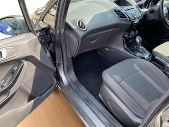 Ford Fiesta 1.6 Zetec Powershift Euro 6 5dr