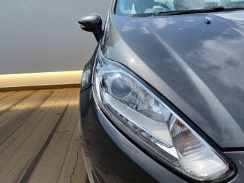 Ford Fiesta 1.6 Zetec Powershift Euro 6 5dr