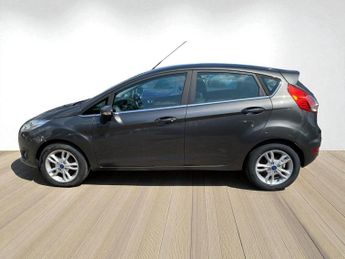 Ford Fiesta 1.6 Zetec Powershift Euro 6 5dr