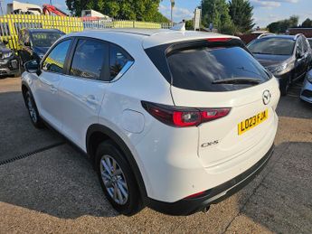 Mazda CX-5 2.0 e-SKYACTIV G MHEV Centre-Line SUV 5dr Petrol Auto Euro 6 (s/