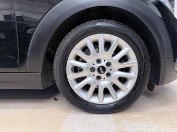Mini Hatch 1.5 Cooper Hatchback 5dr Petrol Auto Euro 6 (s/s) (136 ps)