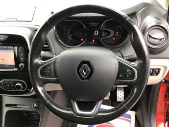 Renault Captur 0.9 TCe ENERGY Signature X Nav SUV 5dr Petrol Manual Euro 6 (s/s