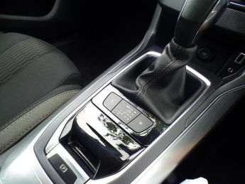 Peugeot 308 E-THP S/S SPORTIUM 5-Door