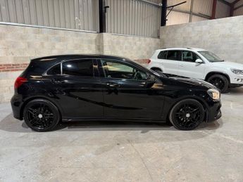 Mercedes-Benz A Class 2.1 A200d AMG Line Hatchback 5dr Diesel 7G-DCT Euro 6 (s/s) (136