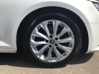 Audi A4 2.0 TDI Ultra Sport 4dr Euro 6 (s/s) (150 ps) 