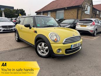 MINI Hatch 1.6 Cooper Hatchback 3dr Petrol Steptronic Euro 5 (122 ps)