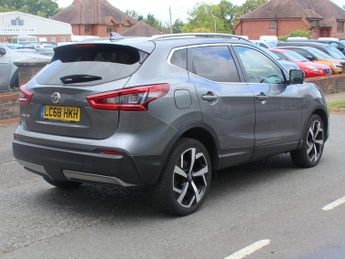 Nissan Qashqai 1.3 DIG-T Tekna SUV 5dr Petrol DCT Auto Euro 6 (s/s) (160 ps)