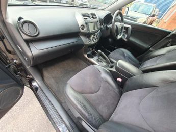 Toyota RAV-4 2.2 D-CAT SR 5 DOOR AUTOMATIC *TOTAL TOYOTA SERVICE HISTORY!