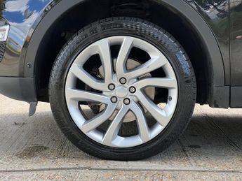 Land Rover Discovery Sport TD4 HSE LUXURY 5-Door