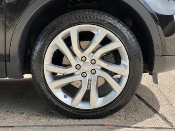 Land Rover Discovery Sport TD4 HSE LUXURY 5-Door
