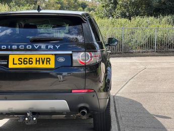Land Rover Discovery Sport TD4 HSE LUXURY 5-Door