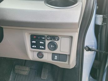 Honda Freed 1.5LHYBRID-AUTOMATIC-7 SEATS FAMILY CAR-ULEZ/CAZ PASS-FREE 18MON