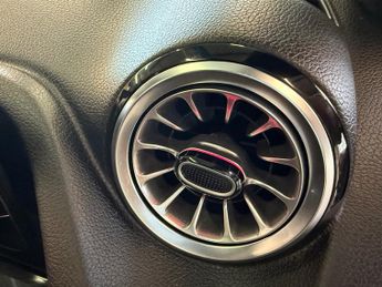 Mercedes-Benz GLA 1.3 GLA180 AMG Line (Premium Plus) SUV 5dr Petrol 7G-DCT Euro 6 