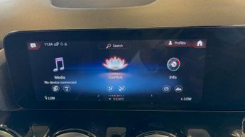 Mercedes-Benz GLA 1.3 GLA180 AMG Line (Premium Plus) SUV 5dr Petrol 7G-DCT Euro 6 