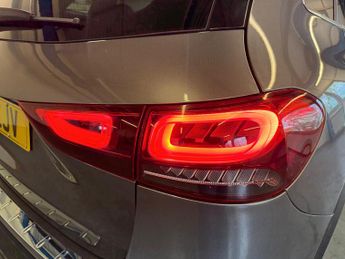 Mercedes-Benz GLA 1.3 GLA180 AMG Line (Premium Plus) SUV 5dr Petrol 7G-DCT Euro 6 