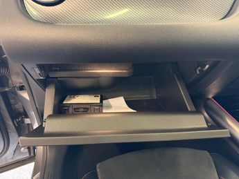 Mercedes-Benz GLA 1.3 GLA180 AMG Line (Premium Plus) SUV 5dr Petrol 7G-DCT Euro 6 