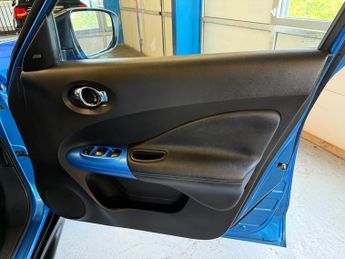 Nissan Juke 1.6 Tekna SUV 5dr Petrol XTRON Euro 6 (117 ps)