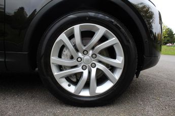 Land Rover Discovery SDV6 HSE 7 SEATER  SAT NAV REAR CAMERA FULL LANDOVER SERVICE HIS