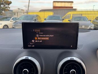 Audi Q2 1.5 TFSI CoD 35 Sport SUV 5dr Petrol S Tronic Euro 6 (s/s) (150 