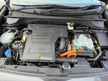 Kia Niro 1.6h GDi 2 SUV 5dr Petrol Hybrid DCT Euro 6 (s/s) (139 bhp)