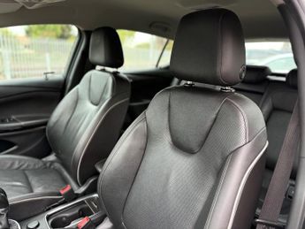 Vauxhall Astra 1.4i Turbo Elite Hatchback 5dr Petrol Manual Euro 6 (150 ps)